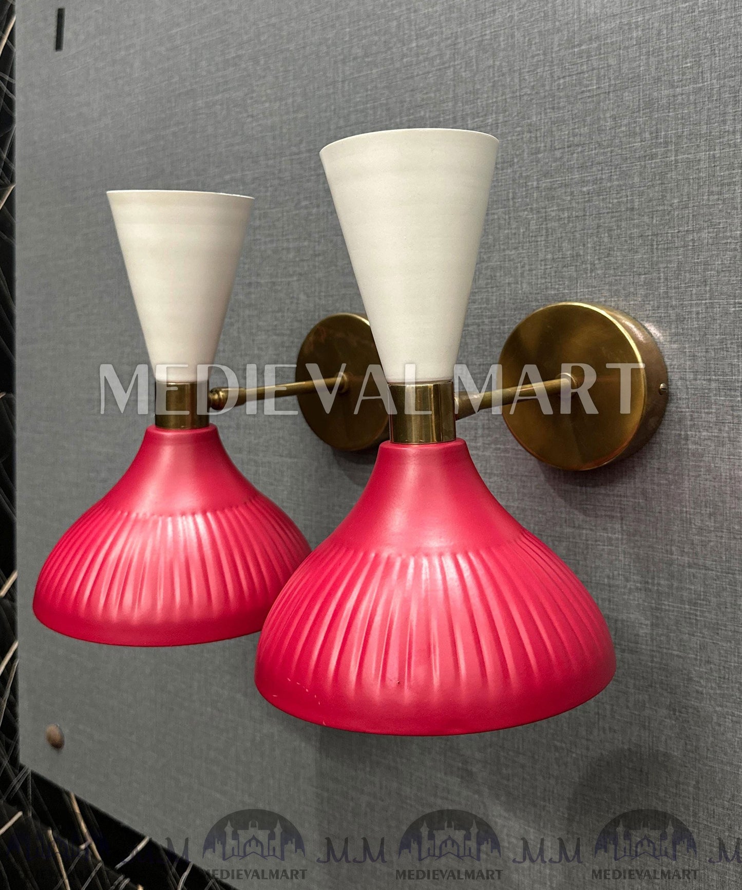 MEDIEVALMART Handmade Raw Brass Wall Sconce: Modern Italian Bedside Lamp