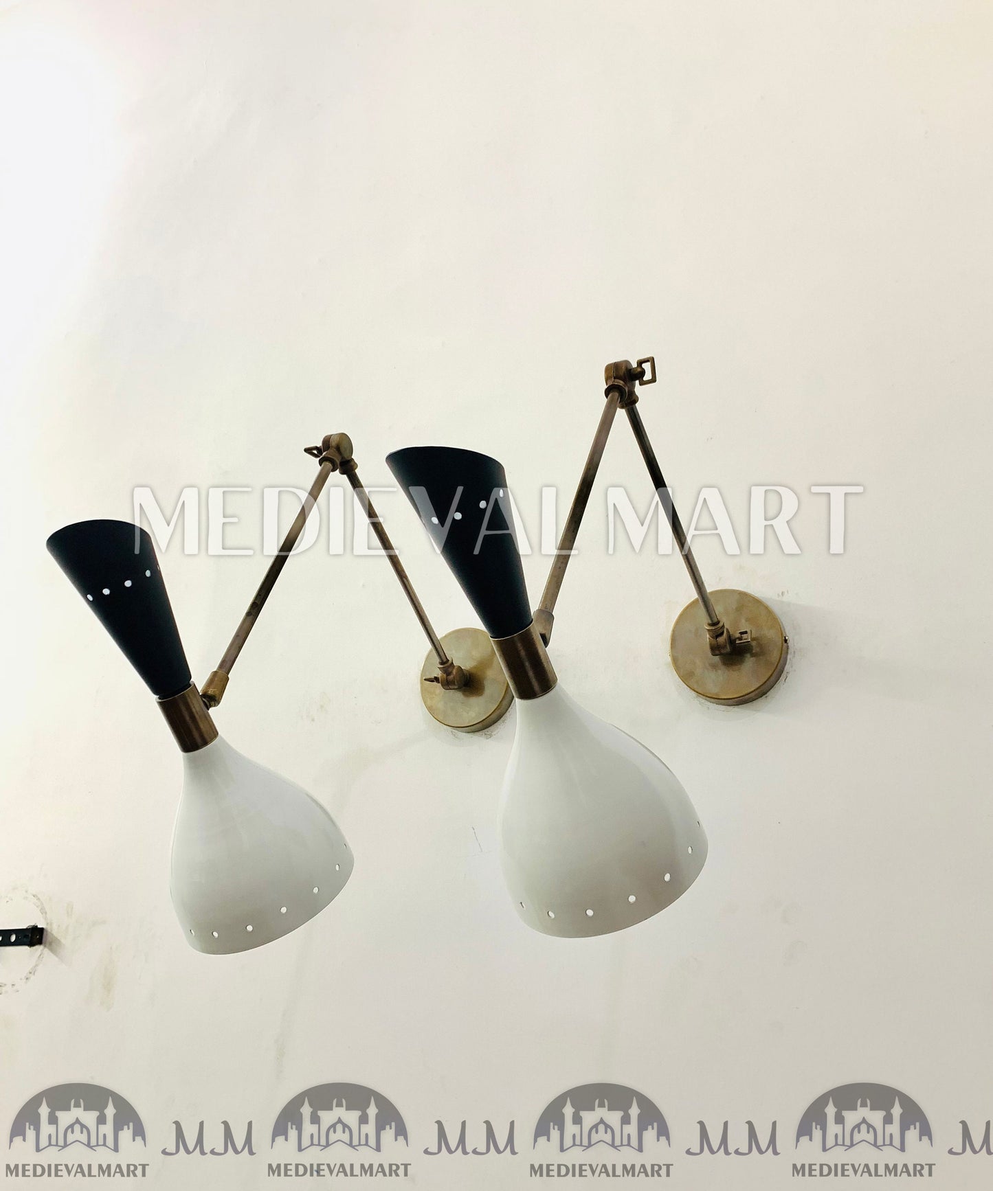 MEDIEVALMART Handmade Mid Century Brass Wall Sconce Pair: Italian Stilnovo Lighting