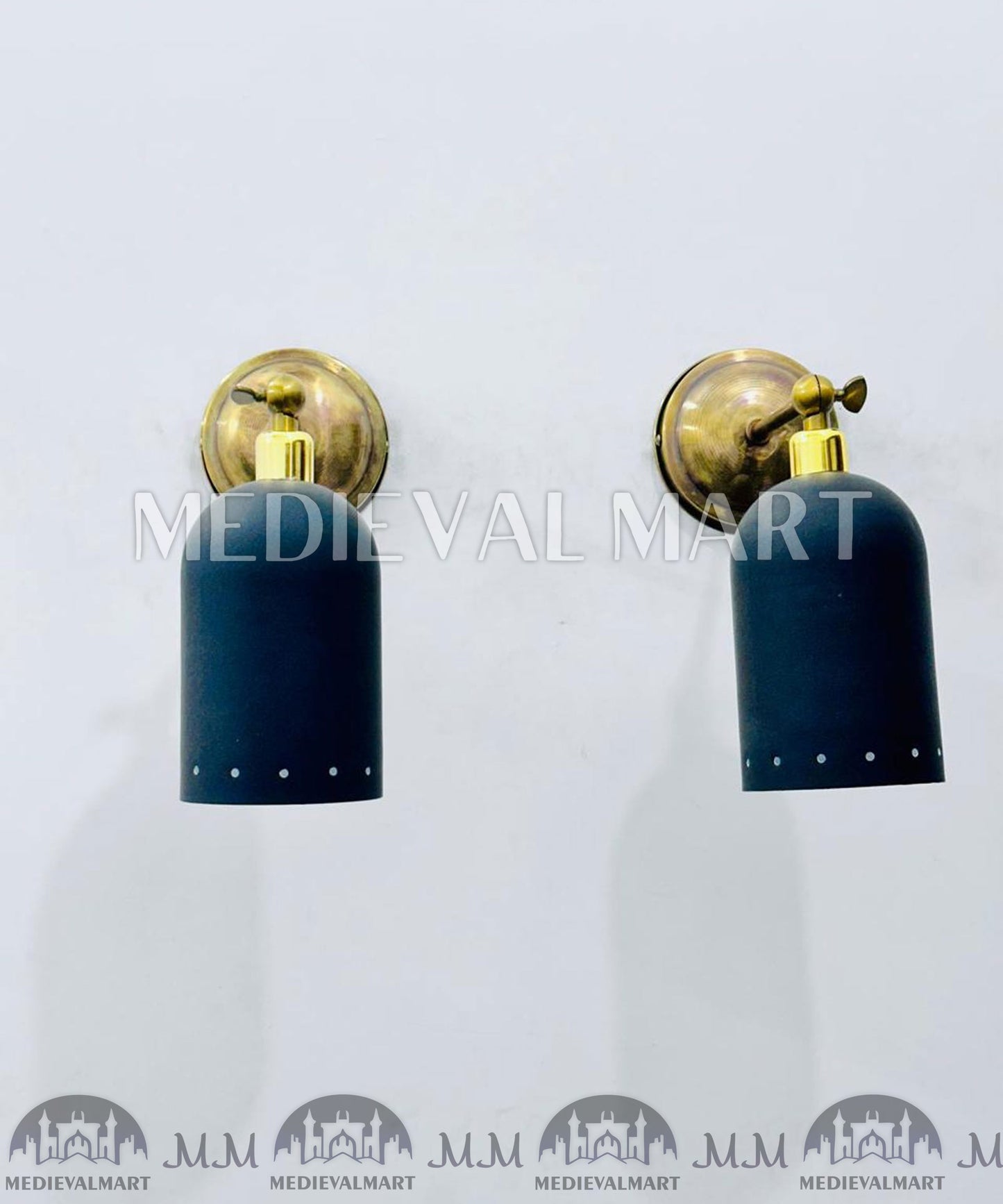 MEDIEVALMART Handcrafted Brass Wall Sconce: Mid-Century Italian Stilnovo Style