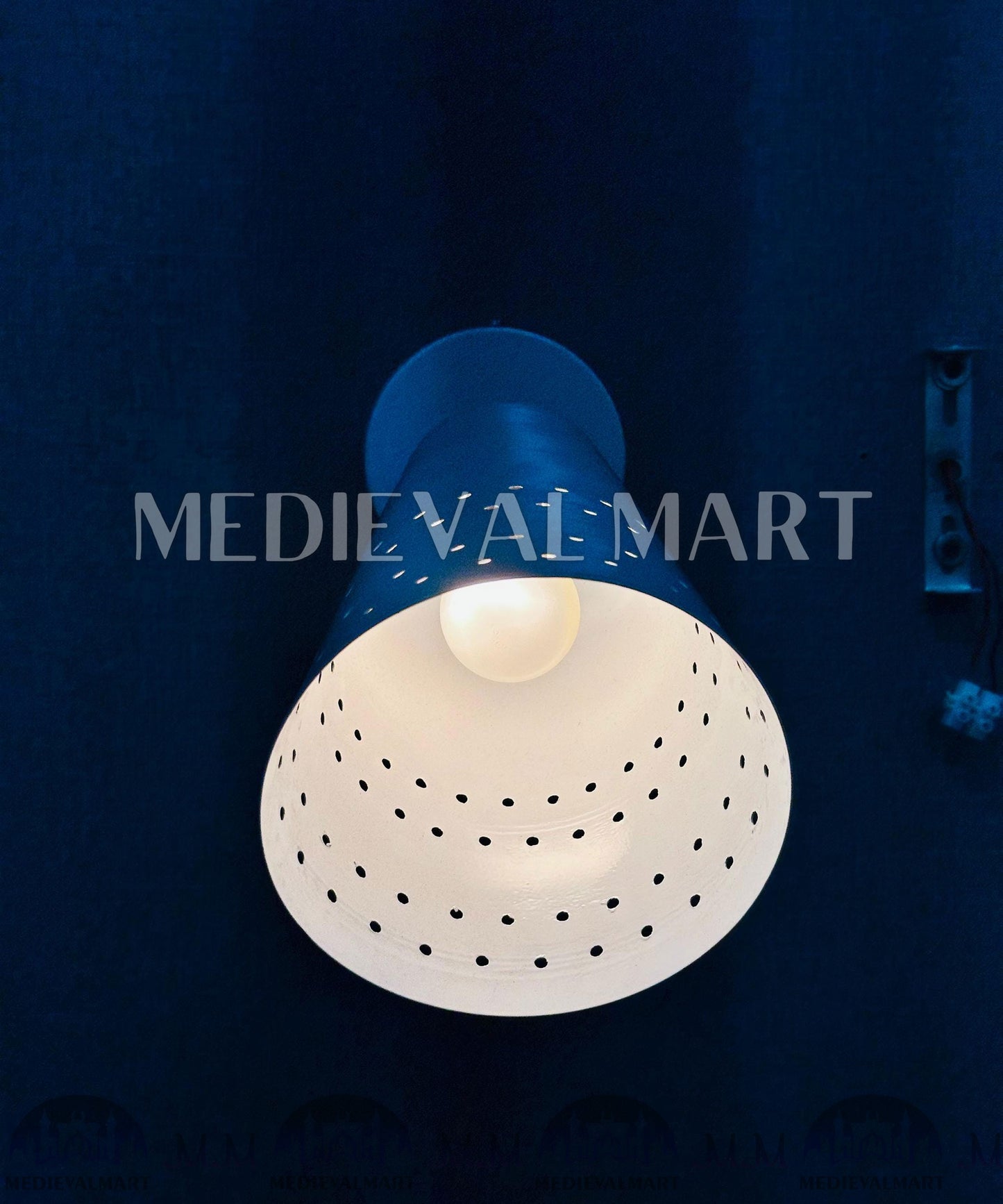 MEDIEVALMART Handcrafted Brass Wall Sconce: Mid-Century Modern Art Deco Lighting