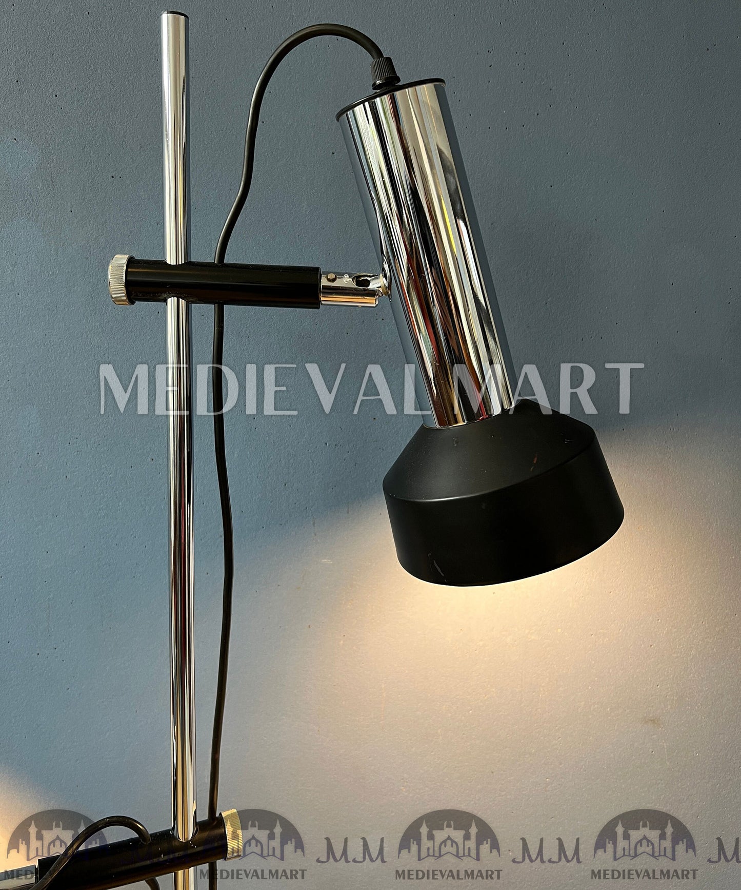 MEDIEVALMART Mid Century Italian Floor Lamp with Two Black/Chrome Spots