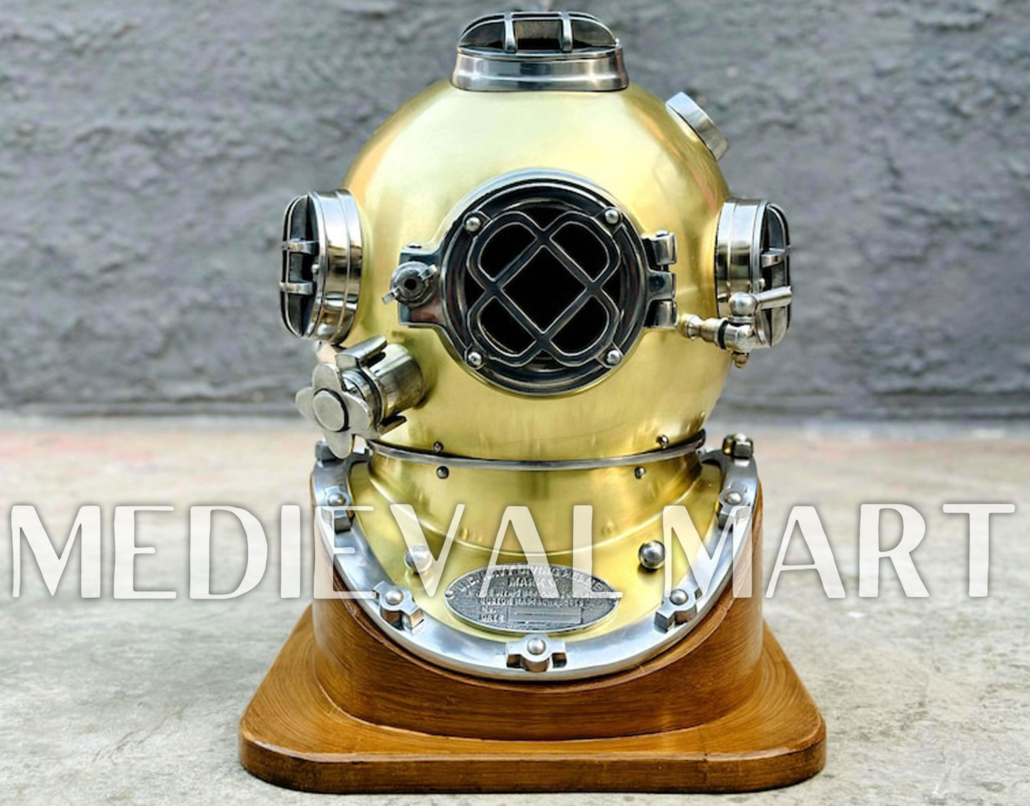 MEDIEVALMART Golden Green Diving Helmet With Wooden Base