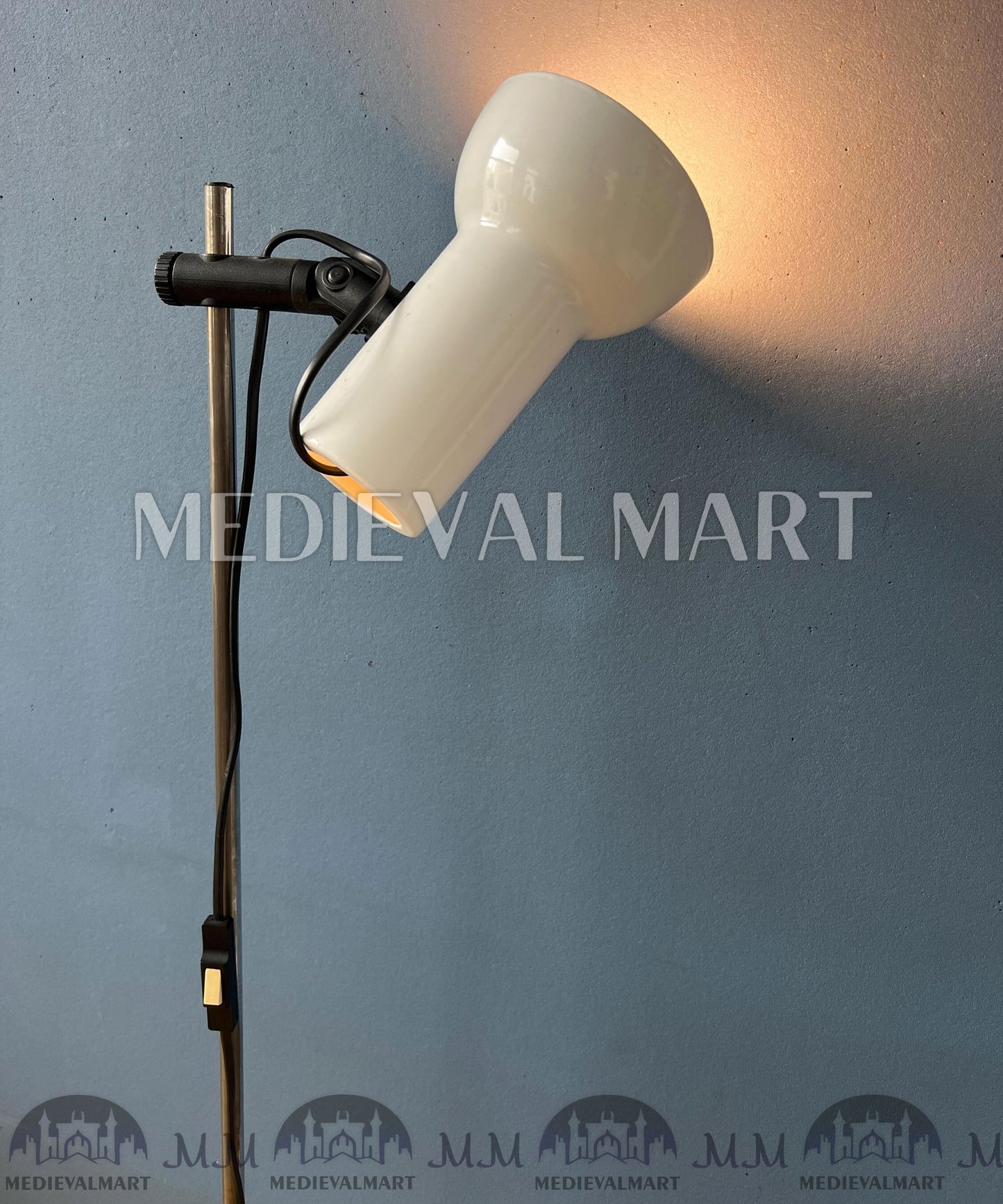 MEDIEVALMART Vintage Italian Small White Mid Century Floor Lamp