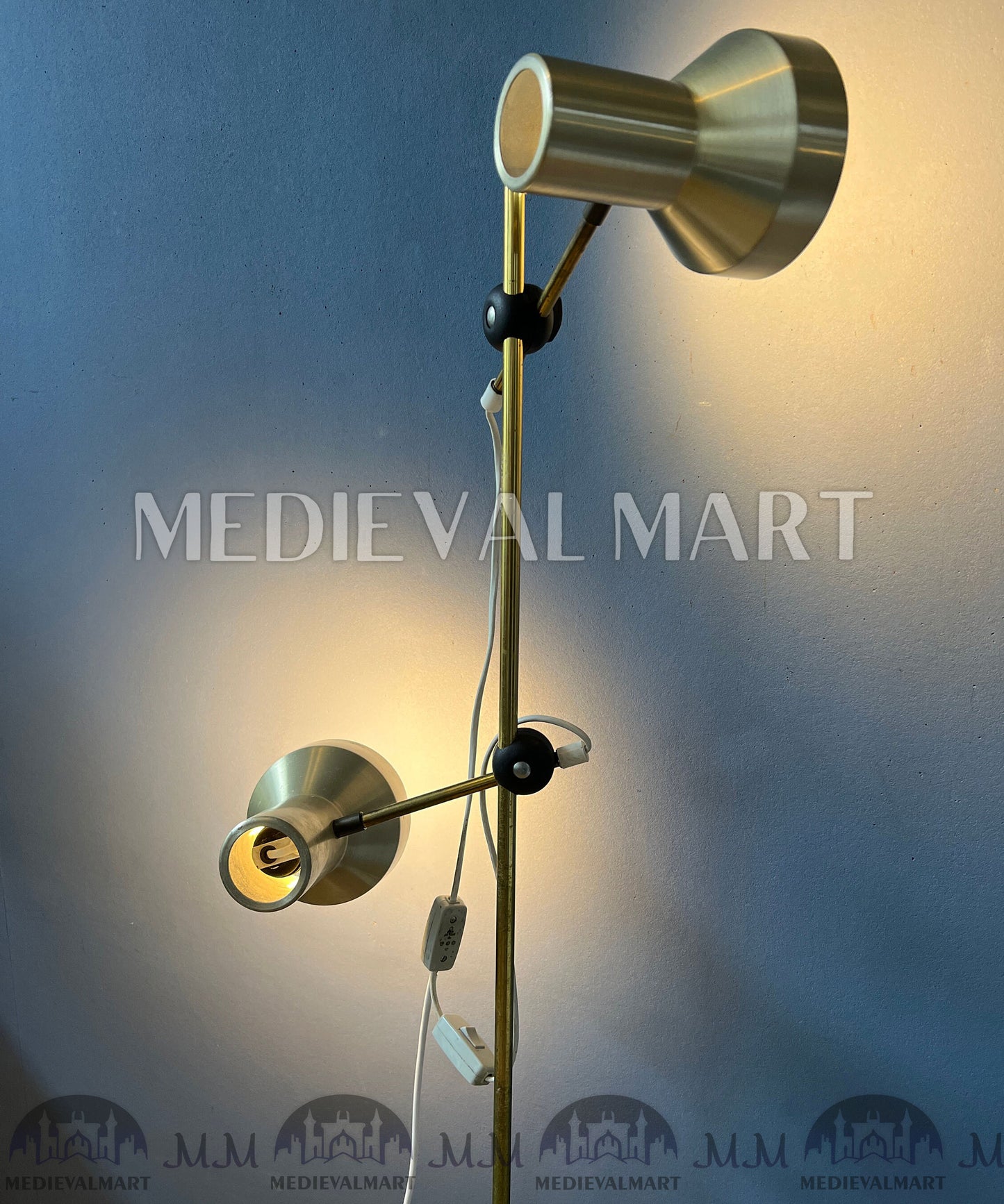 MEDIEVALMART Mid Century Floor Lamp with Aluminium Spots / Space Age Standing Light