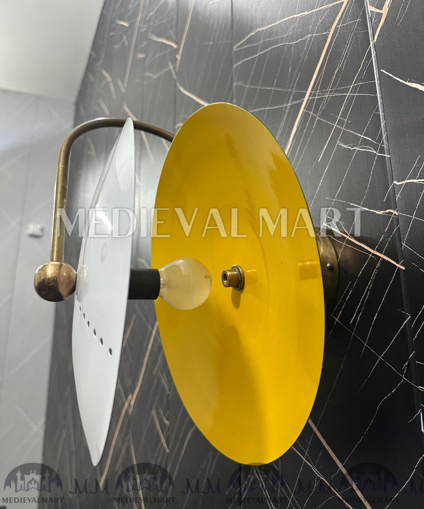 MEDIEVALMART Handcrafted Brass Round Wall Sconce: Modern Bedside Lighting