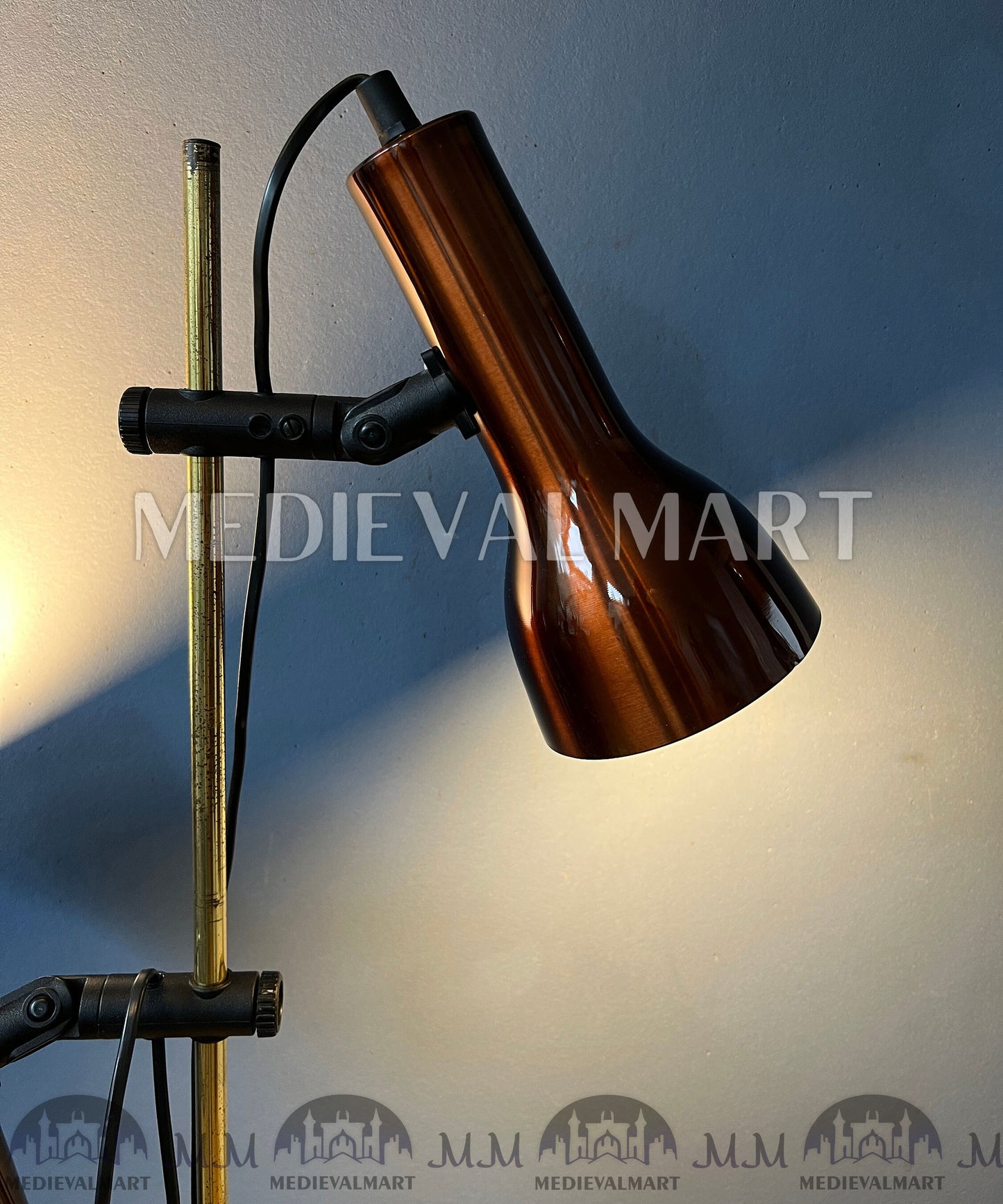 MEDIEVALMART Mid Century Floor Lamp with Bourdeaux Red Spots / Space Age Standing Light