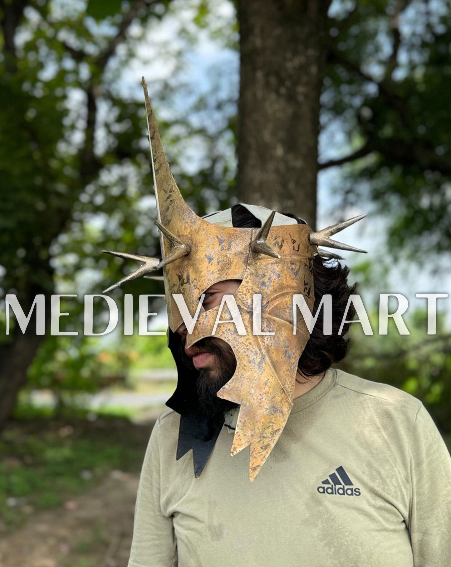 MEDIEVALMART Antique Gold Finish Nazgul Helmet W/H Free Stand | LOTR Props