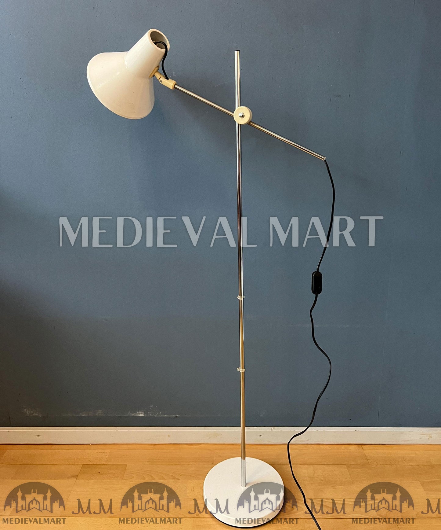 MEDIEVALMART Vintage White Mid Century Adjustable Floor Lamp