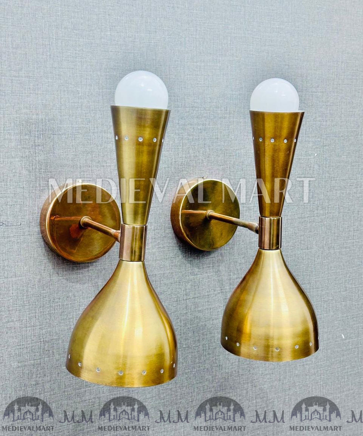 MEDIEVALMART Mid Century Brass Diabolo Wall Sconce Pair: Italian Style Lighting