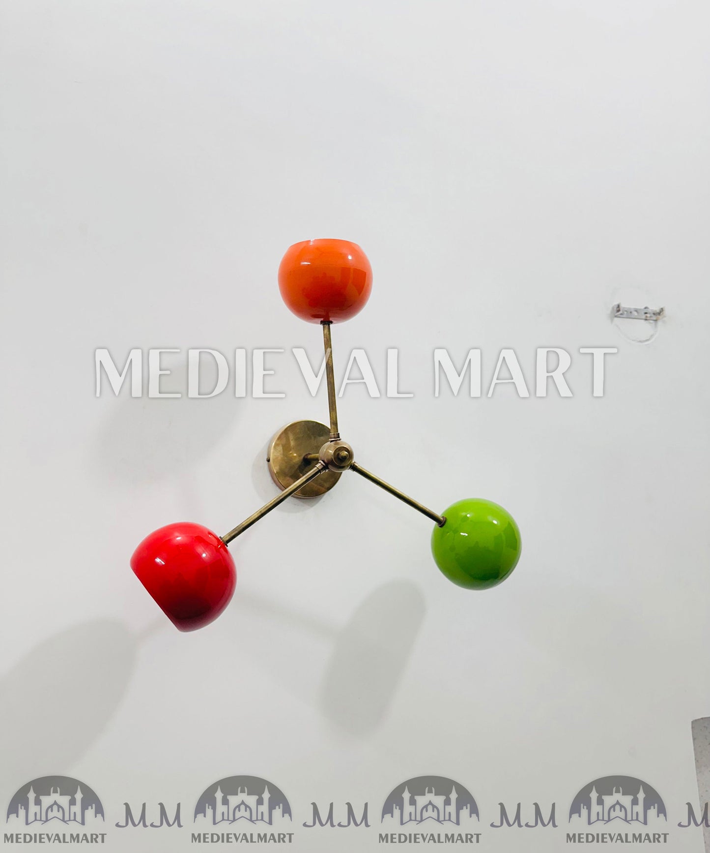 MEDIEVALMART Handmade Metal Brass Wall Sconce: Multicolour Triangle Lamp, Home Decor