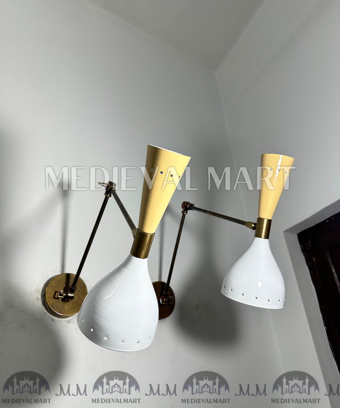 MEDIEVALMART Mid Century Italian Brass Wall Sconce Pair: Adjustable Reading Lamp