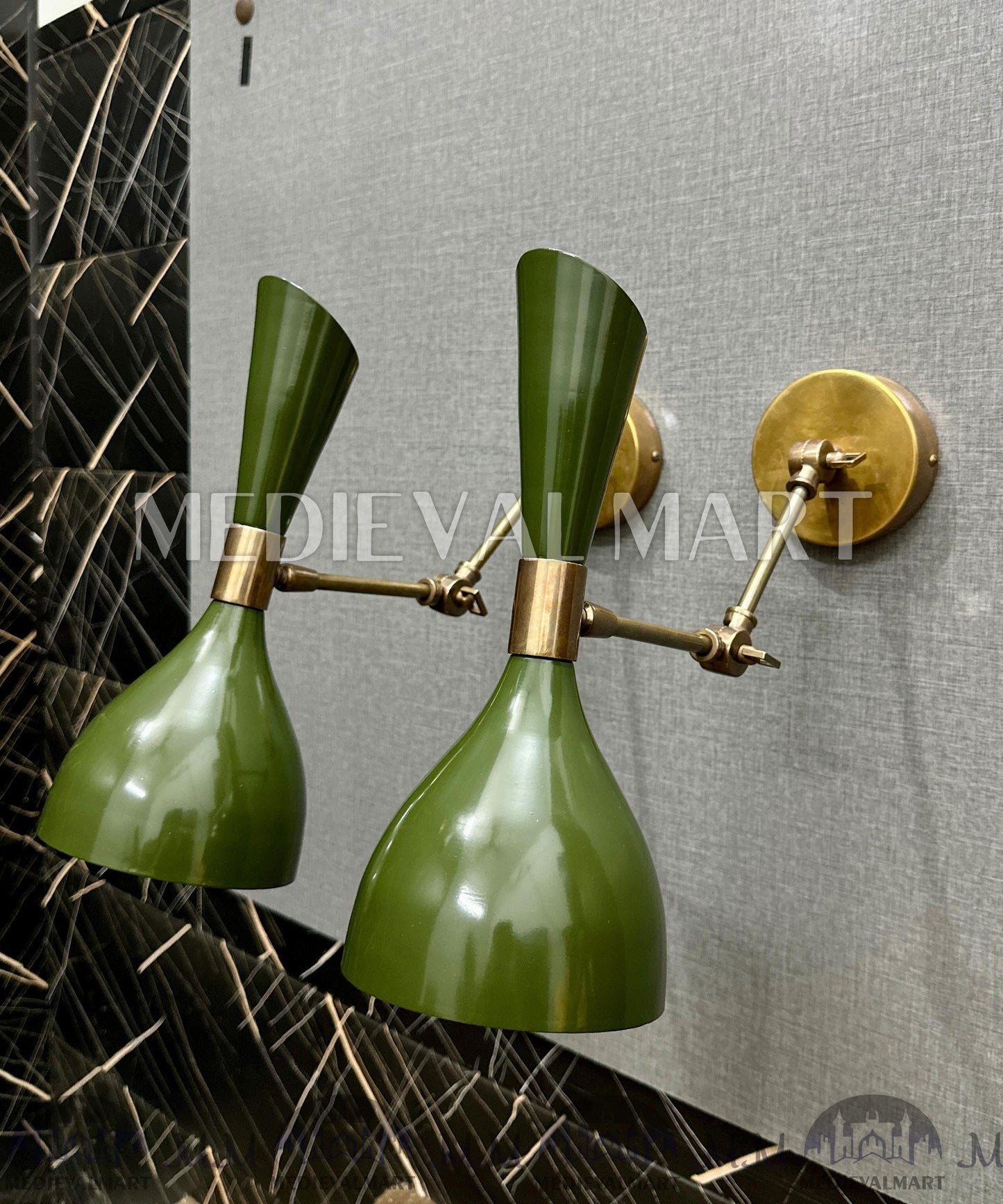 MEDIEVALMART Mid Century Modern Brass Wall Sconce Italian Diabolo Olivine Bedside Lamp