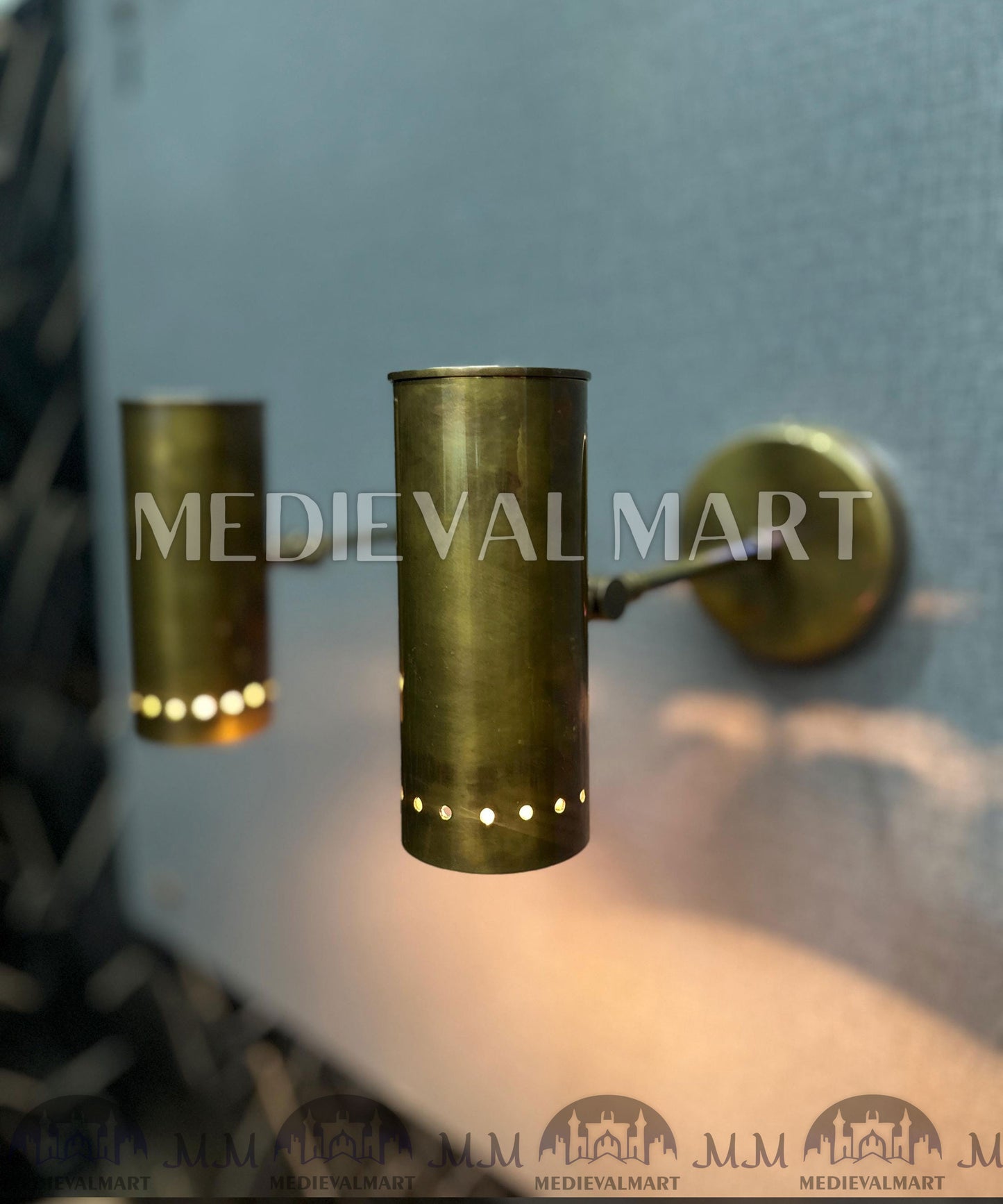 MEDIEVALMART Mid-Century Modern Antique Brass Wall Sconce Adjustable Spotlight Fixture