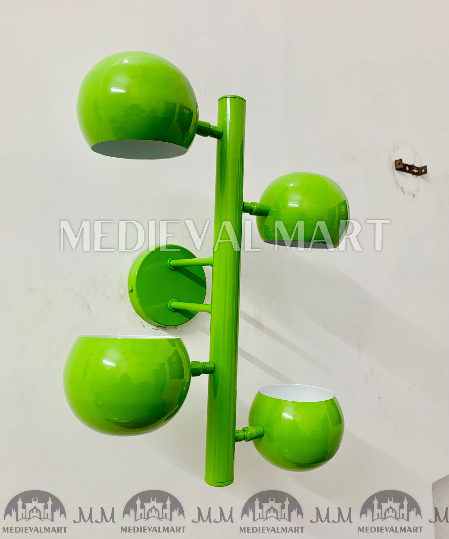 MEDIEVALMART Mid Century Green Brass Wall Sconce: Italian Diabolo Style Light