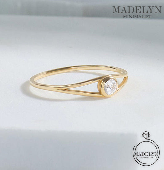 MADELYN MINIMALIST 14k Solid Gold Dainty Split Shank Solitaire Engagement Ring for Women | Gift For Mom