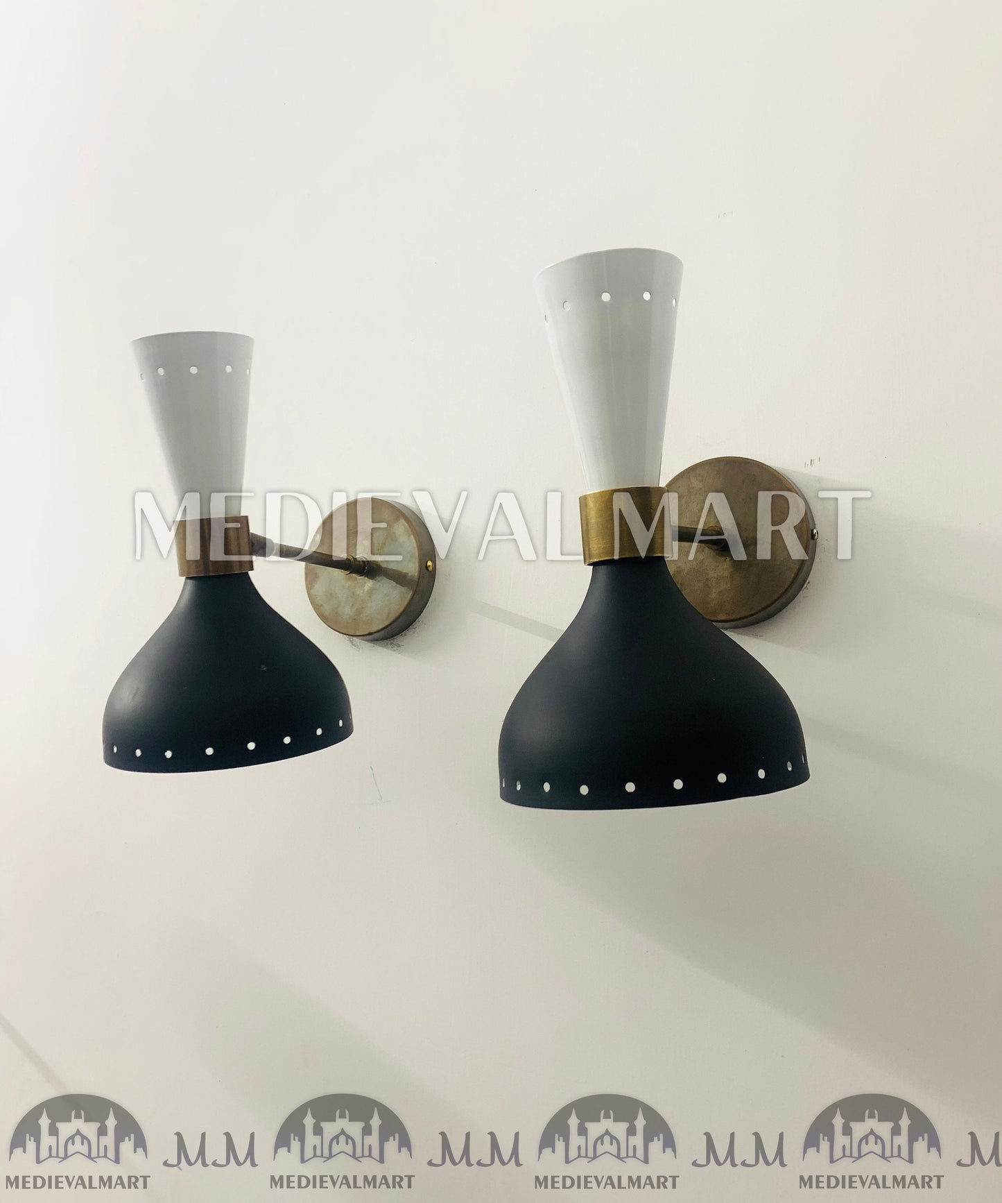 MEDIEVALMART Mid Century Modern Wall Lamp Handmade Brass Wall Fixture