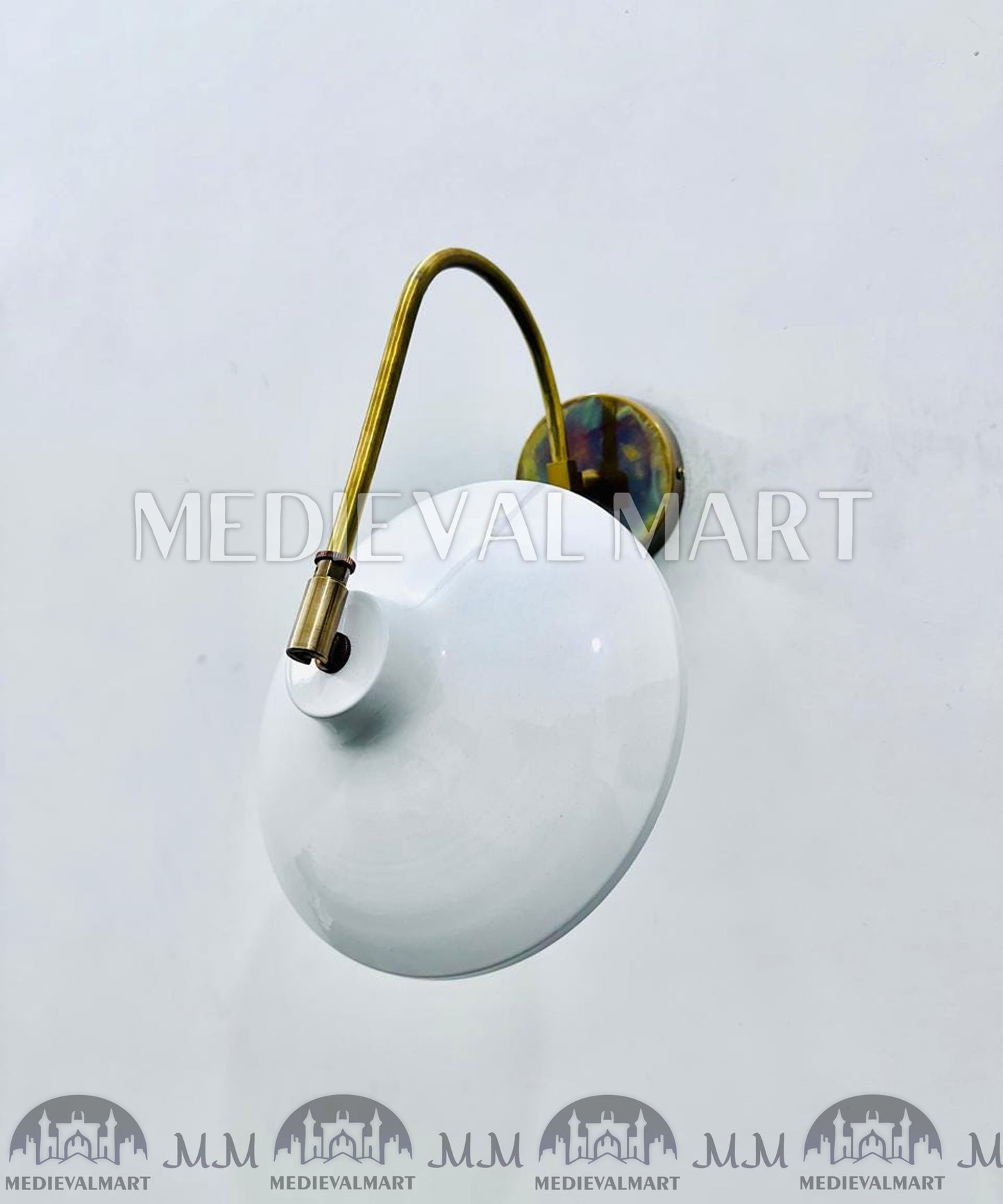 MEDIEVALMART Handcrafted Brass Wall Sconce: Adjustable Mid-Century Modern Lighting