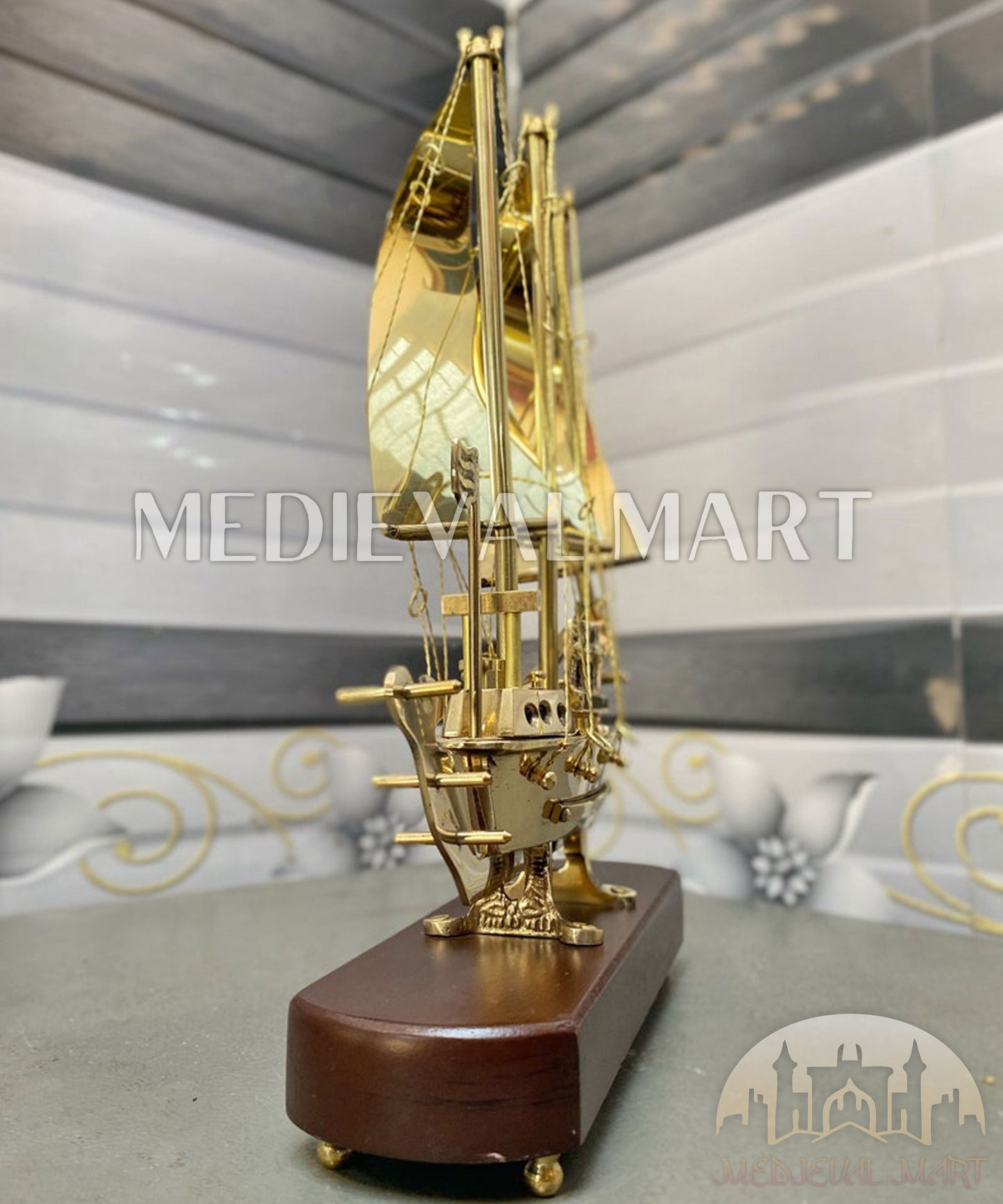 MEDIEVALMART Brass Decorative Ship W/H Wooden Base | Fully Brass Maritime Majesty Handcrafted Ship, Christmas Gifts
