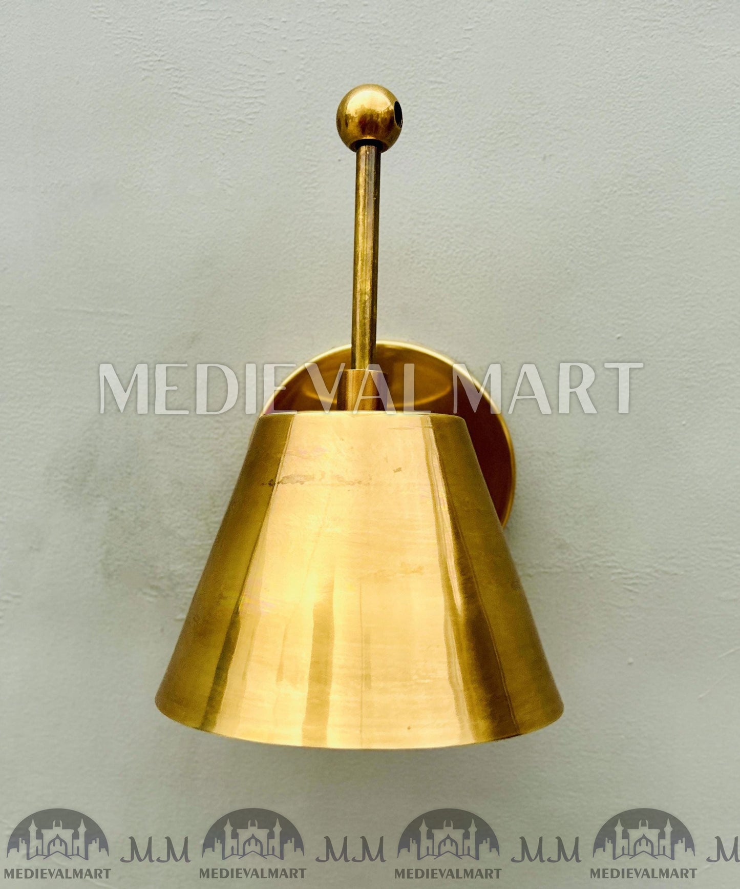 MEDIEVALMART Brass Wall Sconce: Gothic Mid Century Modern Vanity Light Fixture