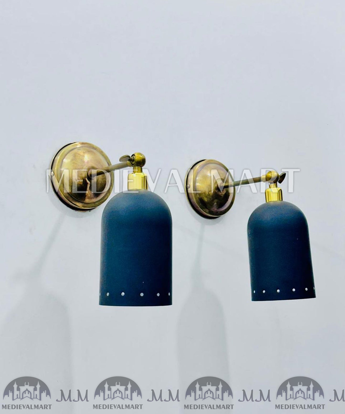 MEDIEVALMART Handcrafted Brass Wall Sconce: Mid-Century Italian Stilnovo Style