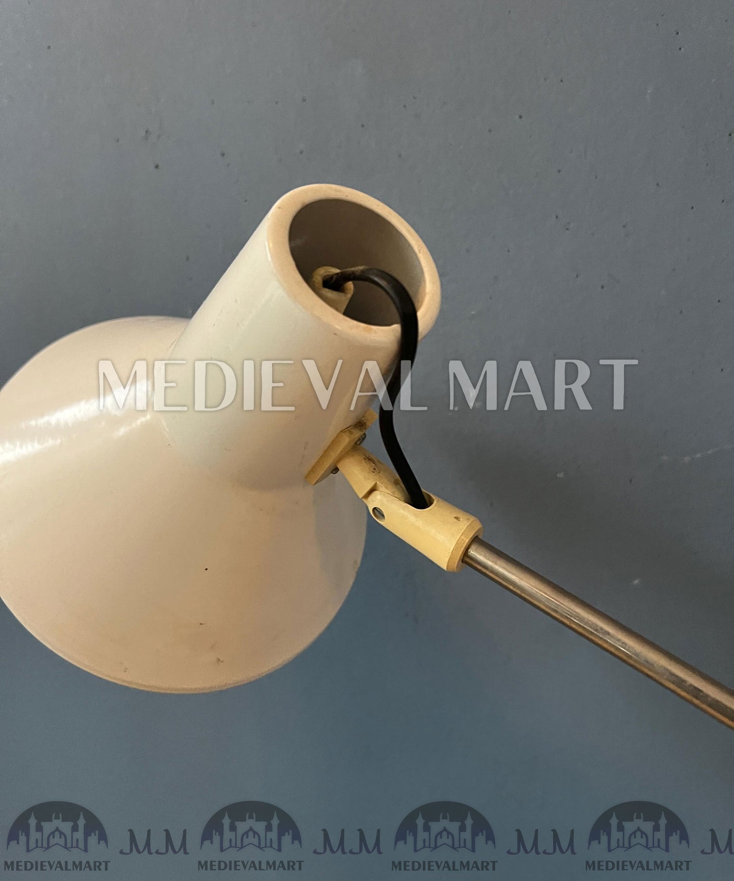 MEDIEVALMART Vintage White Mid Century Adjustable Floor Lamp