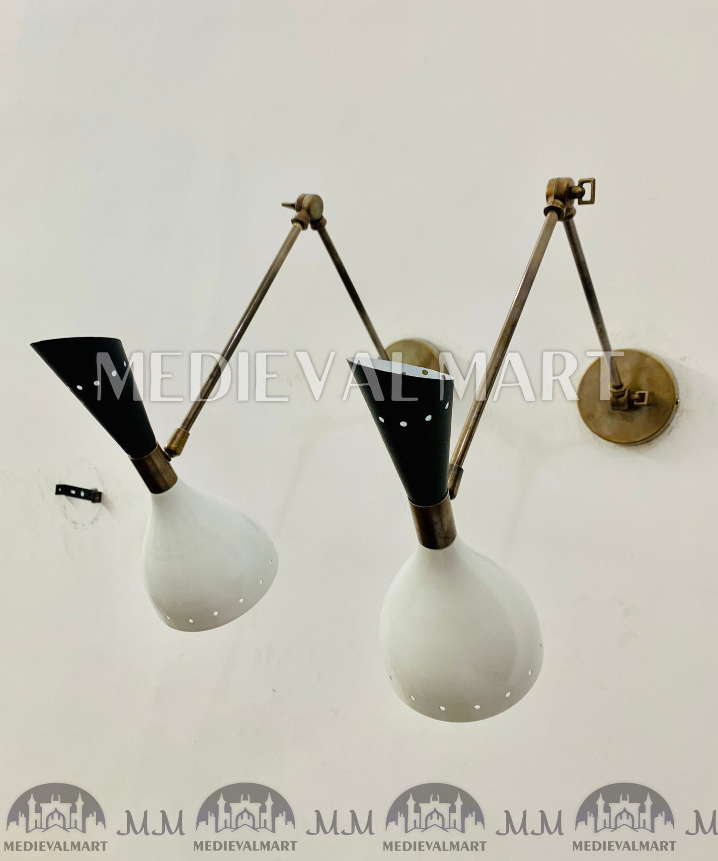 MEDIEVALMART Handmade Mid Century Brass Wall Sconce Pair: Italian Stilnovo Lighting