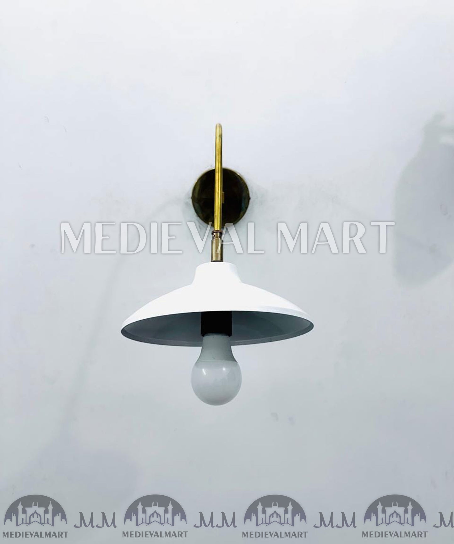 MEDIEVALMART Handcrafted Brass Wall Sconce: Adjustable Mid-Century Modern Lighting