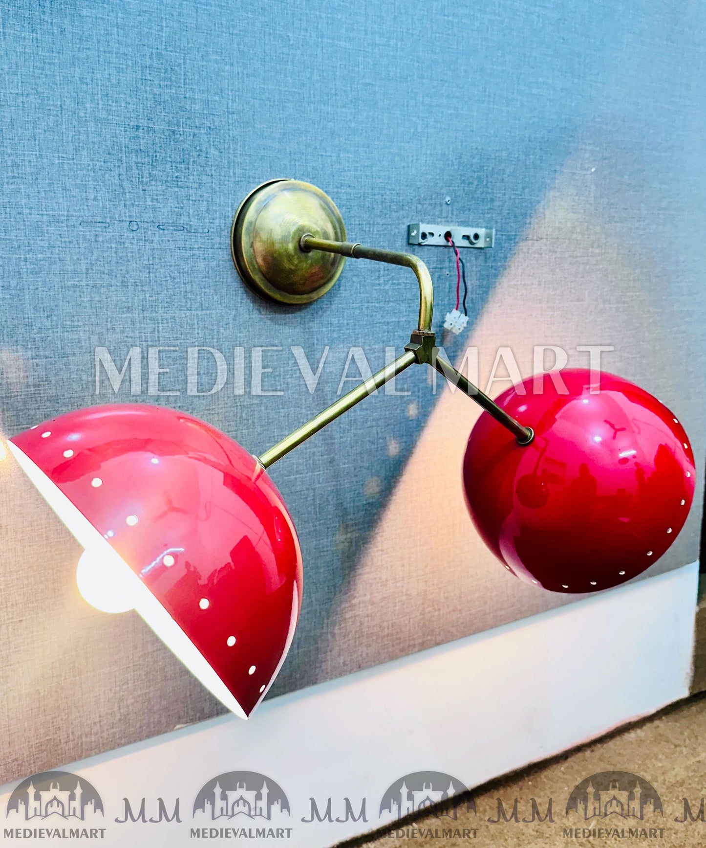 MEDIEVALMART Custom Brass Diabolo Wall Sconce: Mid-Century Italian Lighting Fixture