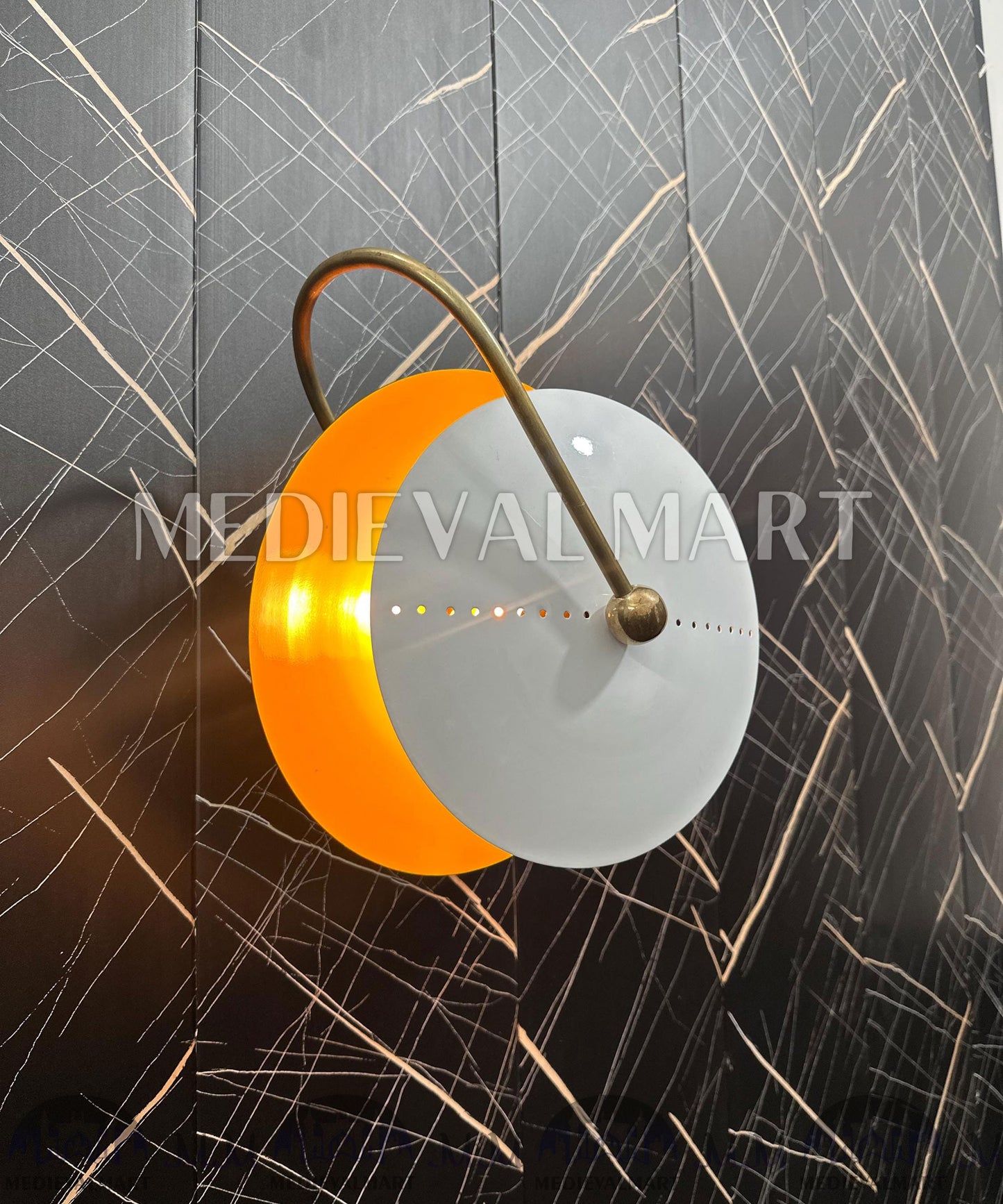 MEDIEVALMART Handcrafted Brass Round Wall Sconce: Modern Bedside Lighting