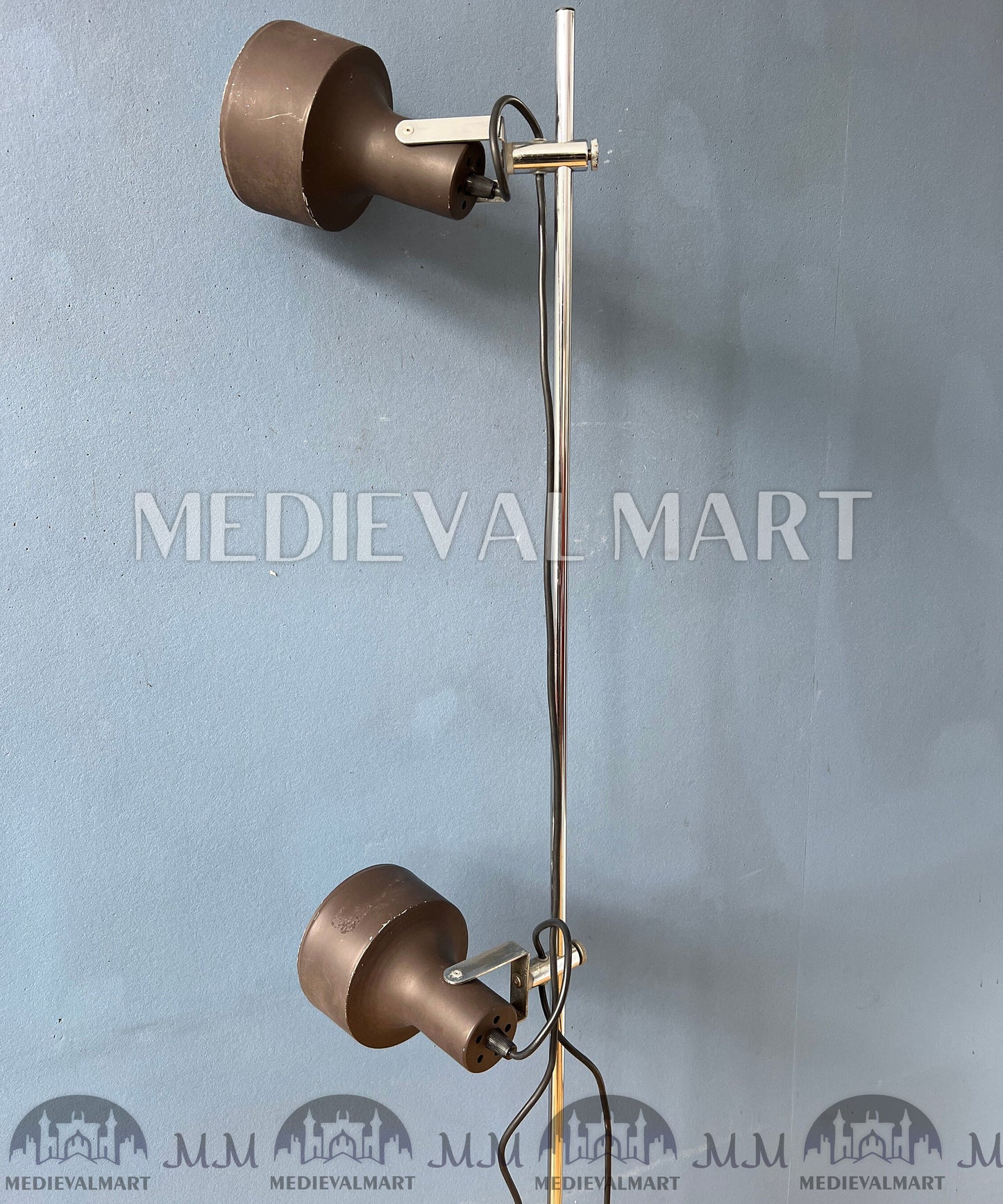 MEDIEVALMART Vintage Mid Century Brown Anvia Floor Lamp