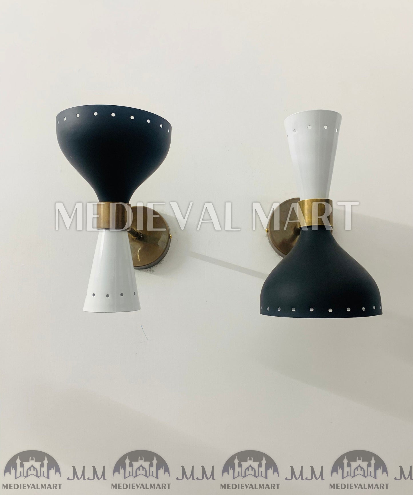 MEDIEVALMART Mid Century Modern Wall Lamp Handmade Brass Wall Fixture