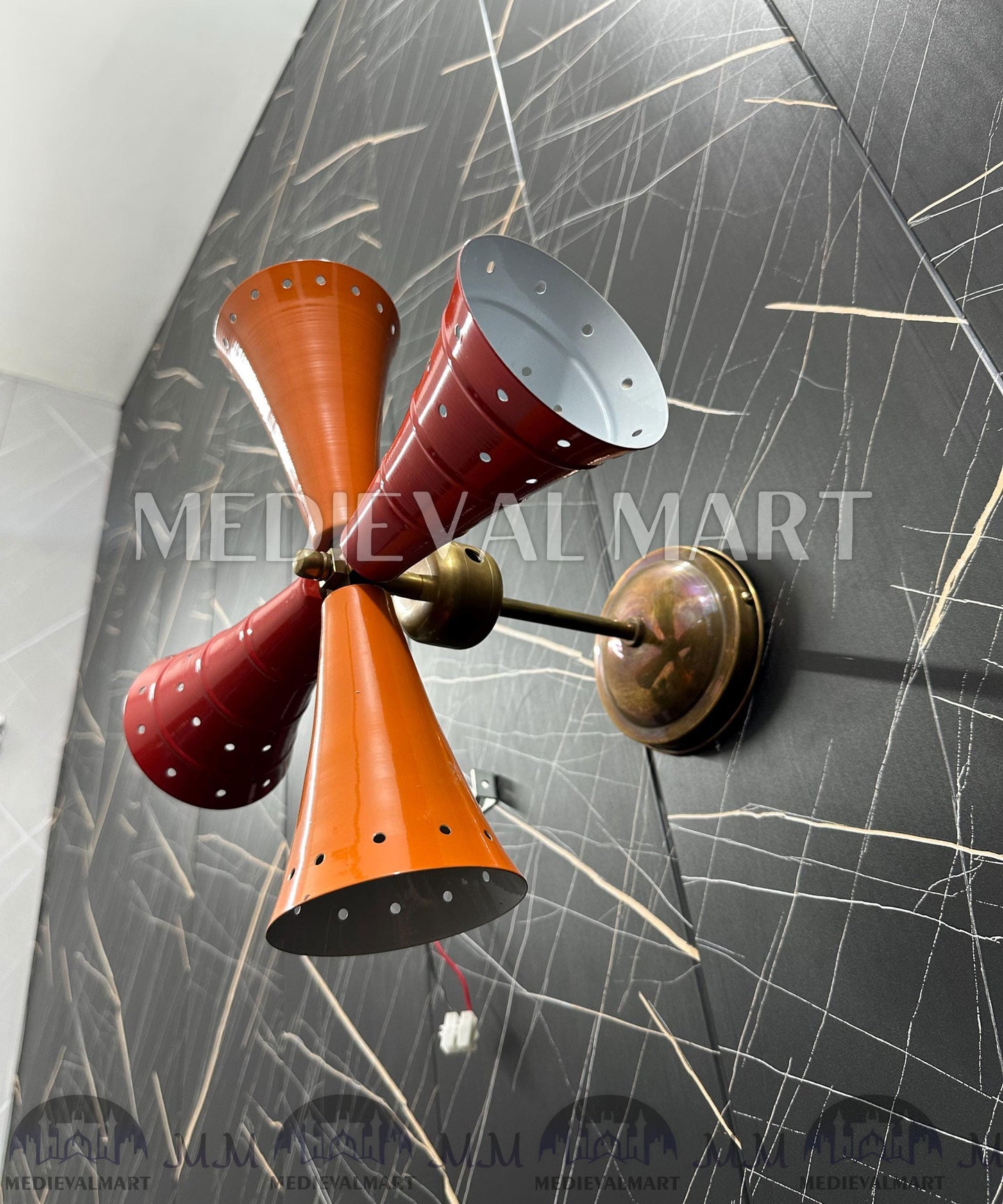 MEDIEVALMART Modern Brass Wall Sconce: Fan Style Lighting Fixture