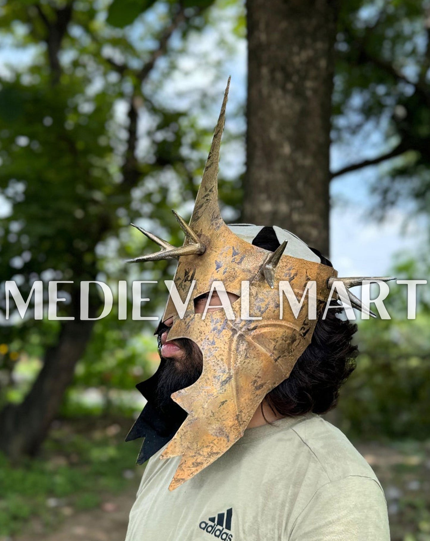 MEDIEVALMART Antique Gold Finish Nazgul Helmet W/H Free Stand | LOTR Props