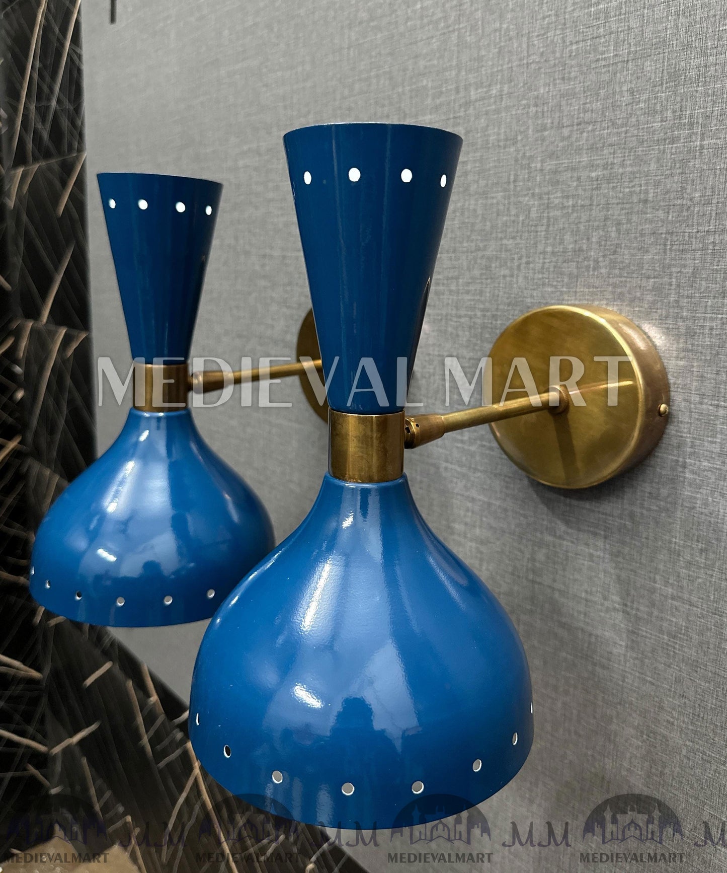 MEDIEVALMART 1950's Brass Cone Wall Sconce: Mid Century Modern Vanity Light - Shiny Blue