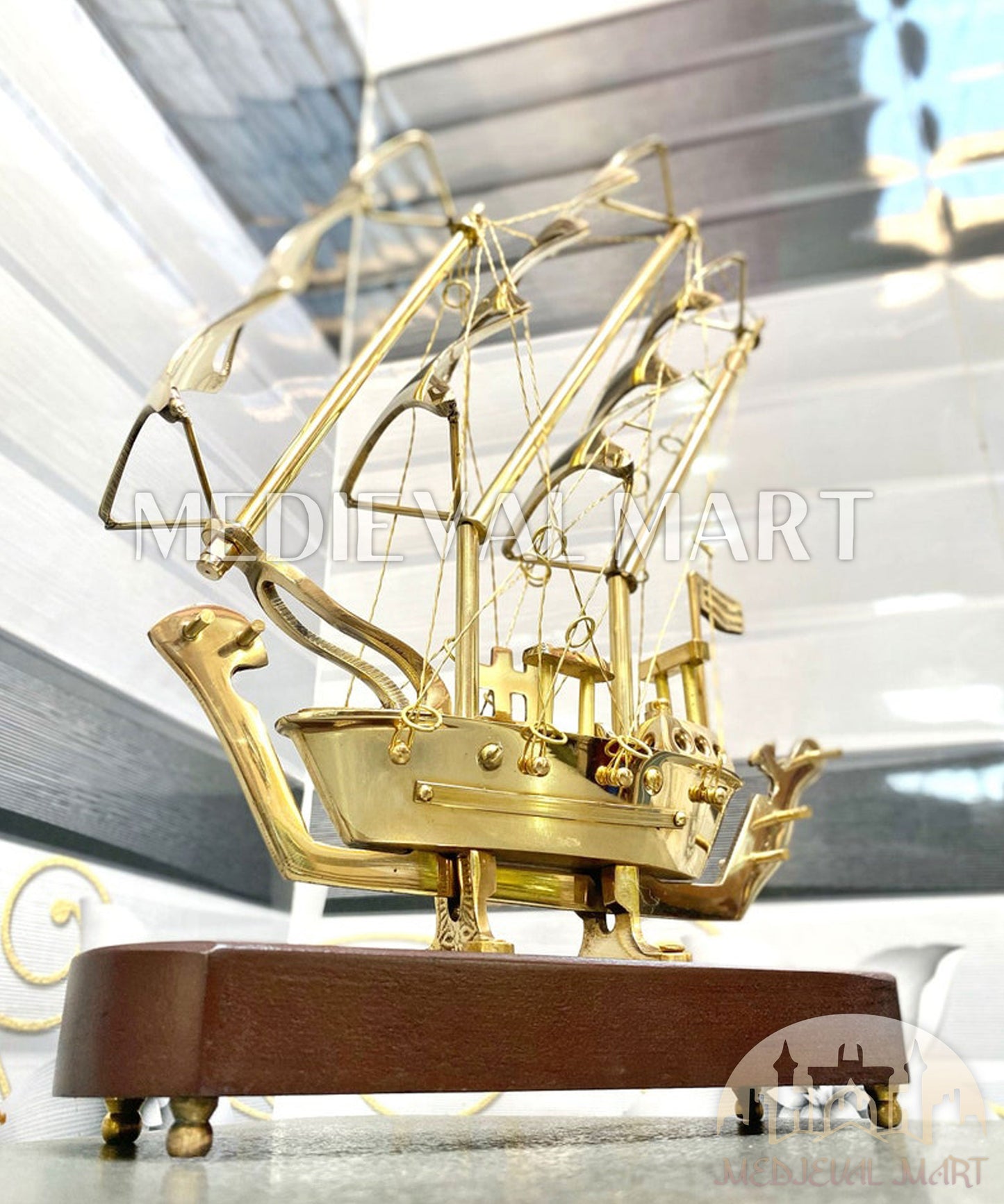 MEDIEVALMART Nautical Shiny Brass Decorative Ship W/H Wooden Base | Showpiece Royal Navy 3 Mast Model Perfect, Christmas Gifts